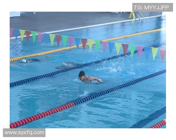 蝶泳训练方法与技巧提升全面解析打造高效游泳方案 蝶泳训练方法与技巧提升全面解析打造高效游泳方案