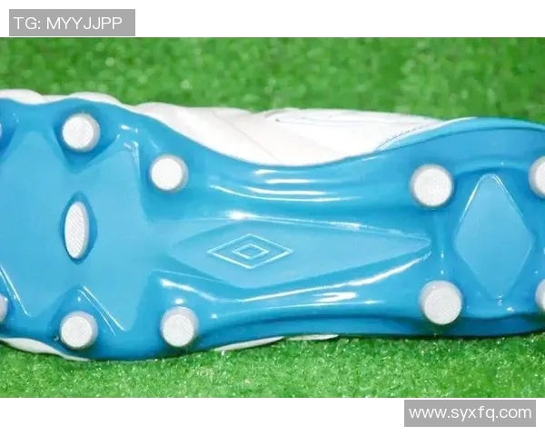 足球鞋的创新发展与科技突破:从设计到性能的全面解析 足球鞋的创新发展与科技突破:从设计到性能的全面解析