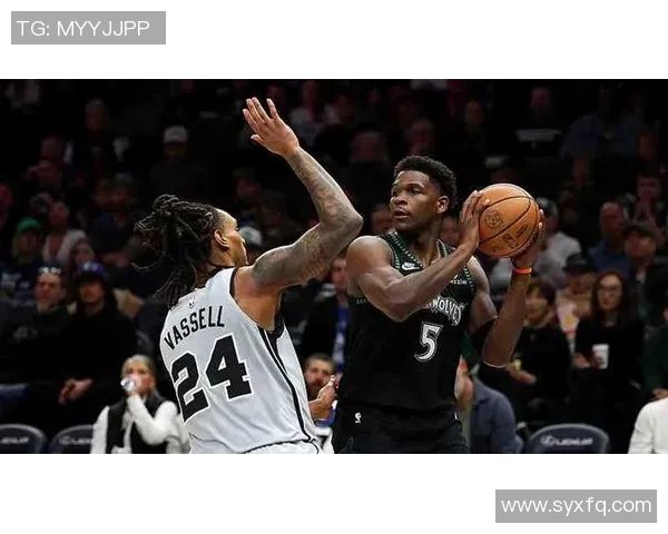黑白直播NBA免费观看:黑白直播平台NBA免费观看的技巧与注意事项 黑白直播NBA免费观看:黑白直播平台NBA免费观看的技巧与注意事项